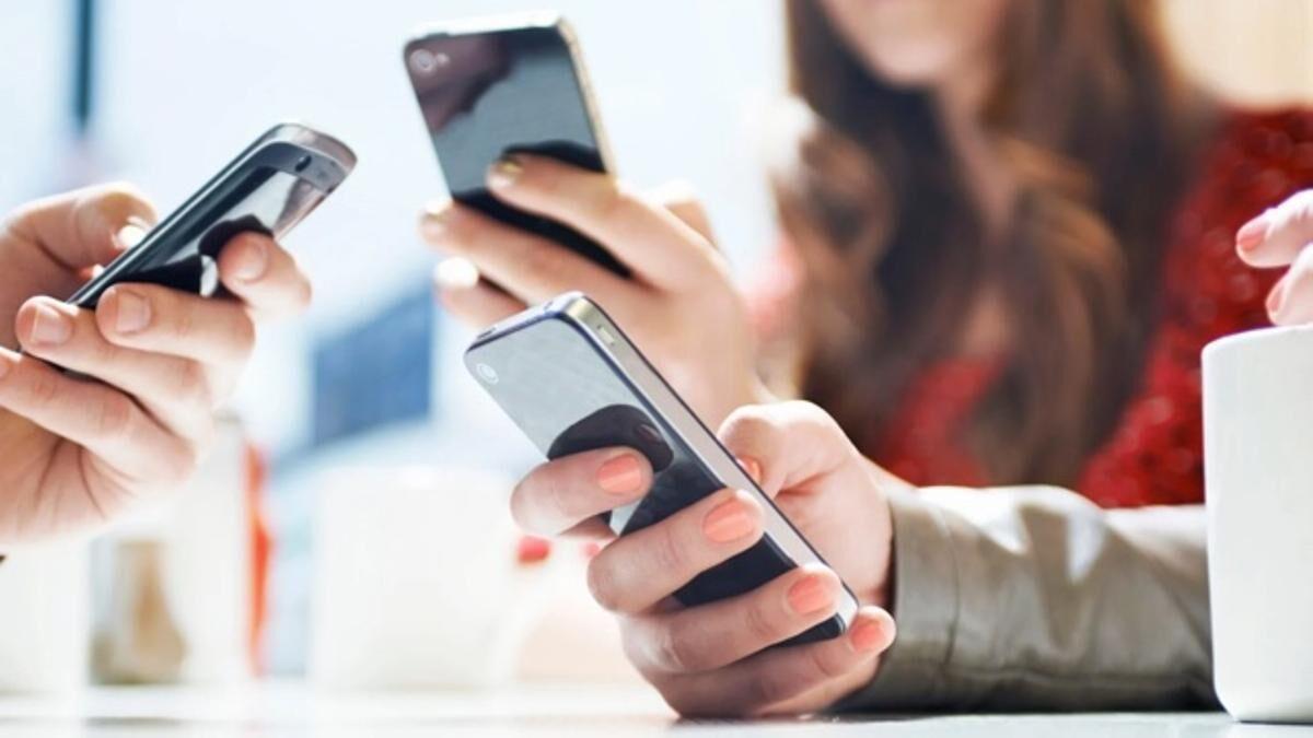 La aplicación móvil se dirige a los estudiantes del ámbito universitario y de Formación Profesional, opositores, másteres y jóvenes que preparan la selectividad