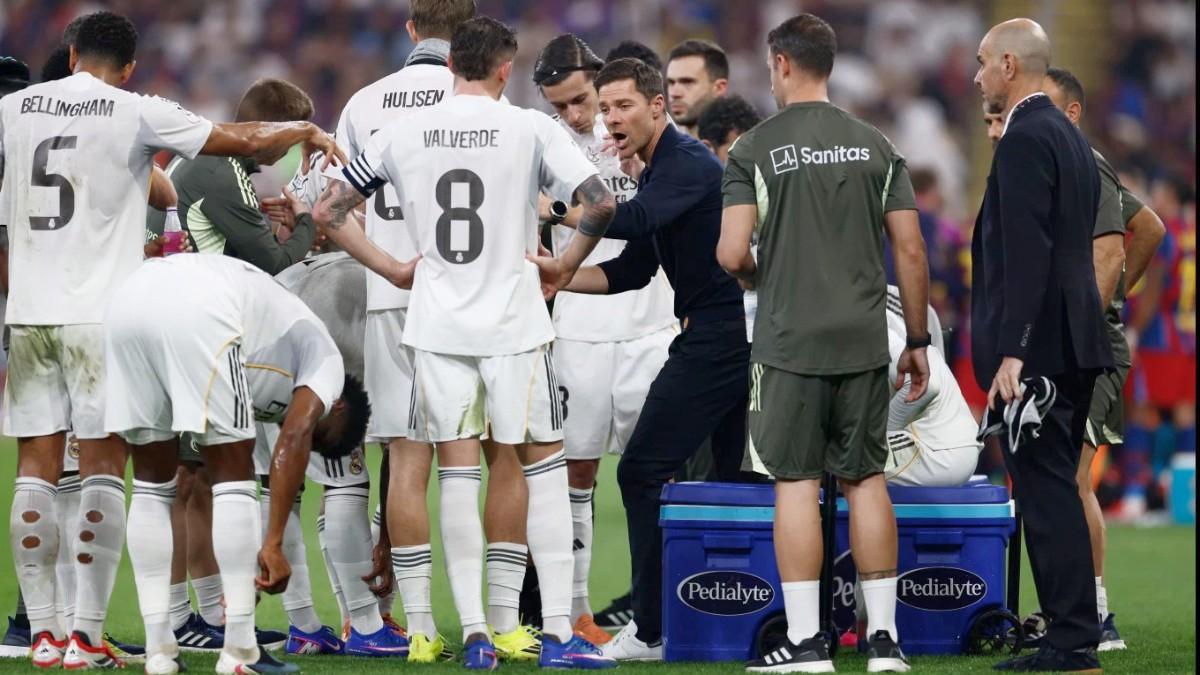 Xabi Alonso tendrá que conformarse con los jugadores que tiene