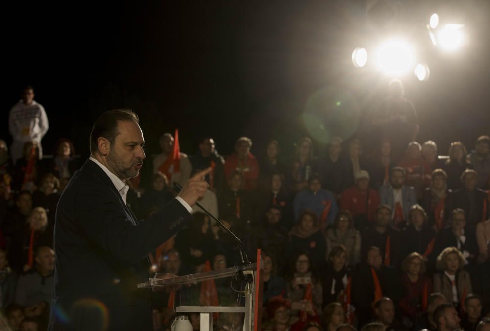 Cierre de campaña de Pedro Sánchez junto a Ximo Puig en Valéncia