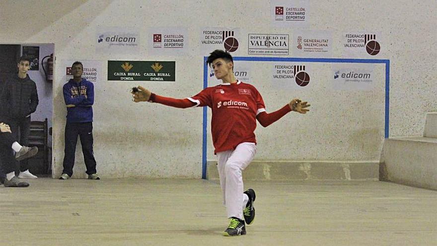 Riba-roja apura les seues opcions per a jugar la final en Onda.  | FEDPIVAL