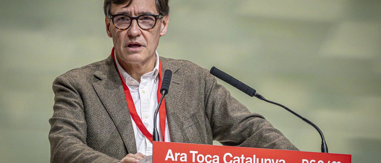 El primer secretario del PSC y candidato a las elecciones catalanas, Salvador Illa, este domingo en el cierre del congreso del partido.