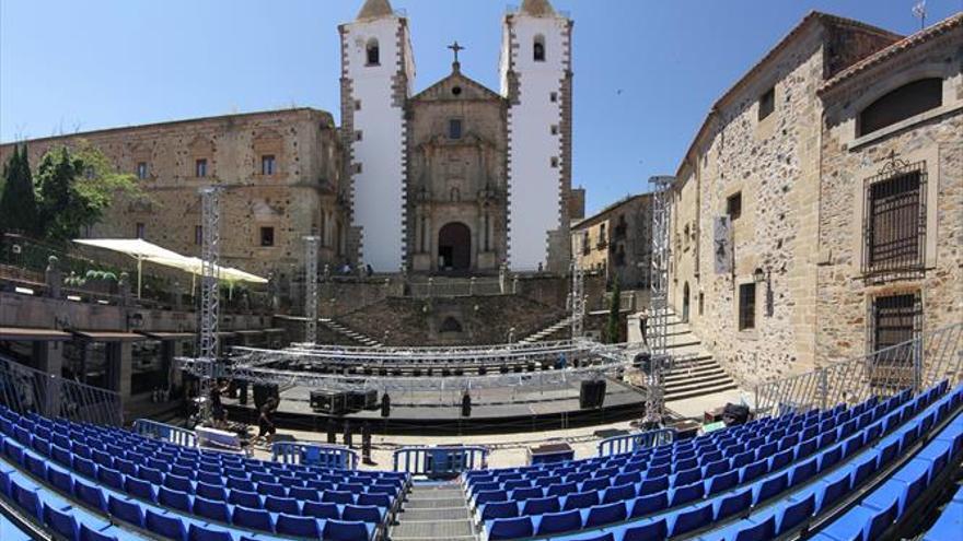 El Ayuntamiento de Cáceres, Gran Teatro y Mercedes Calles negocian el uso de San Jorge
