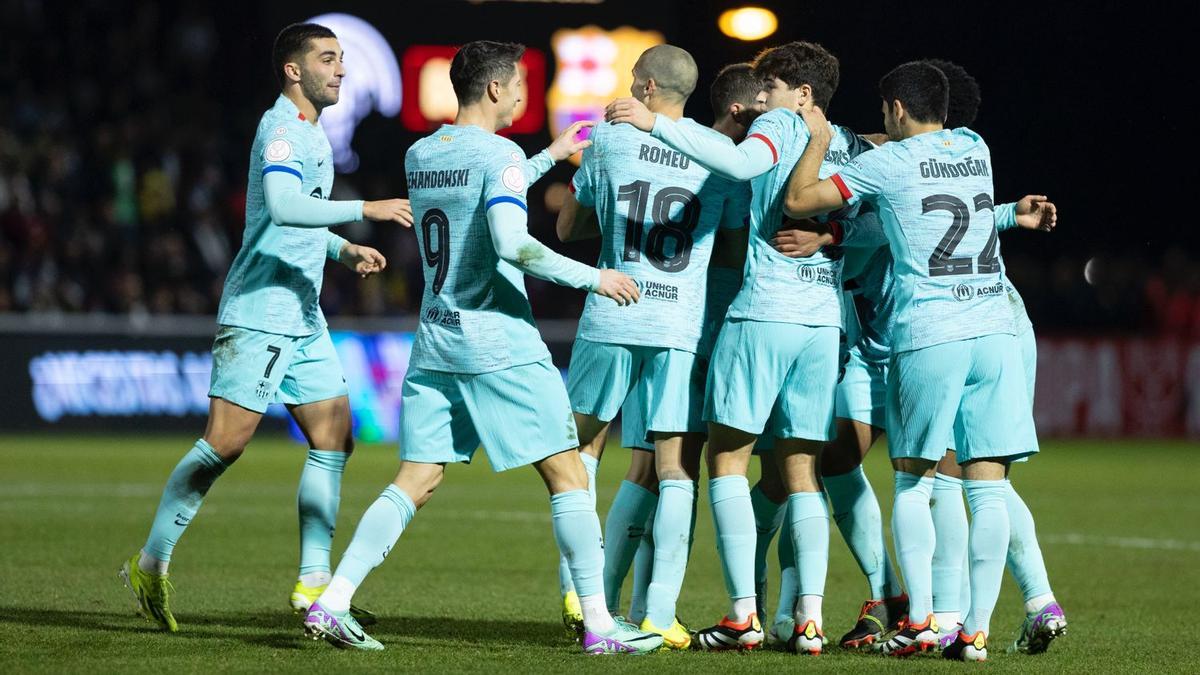 Los jugadores del FC Barcelona celebran uno de los goles contra el Unionistas