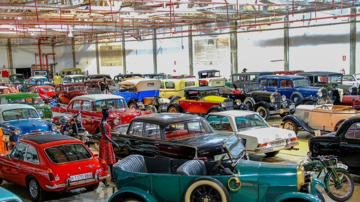 Exposición del 40º Aniversario del Club de Automóviles Antiguos de El Paso