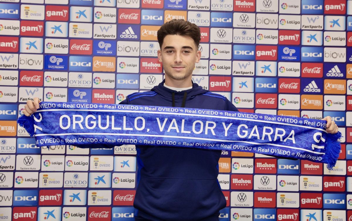 Raúl Moro, en su presentación con el Oviedo