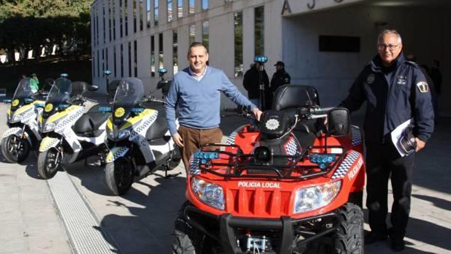 Los nuevos vehículos de la Policía Local.