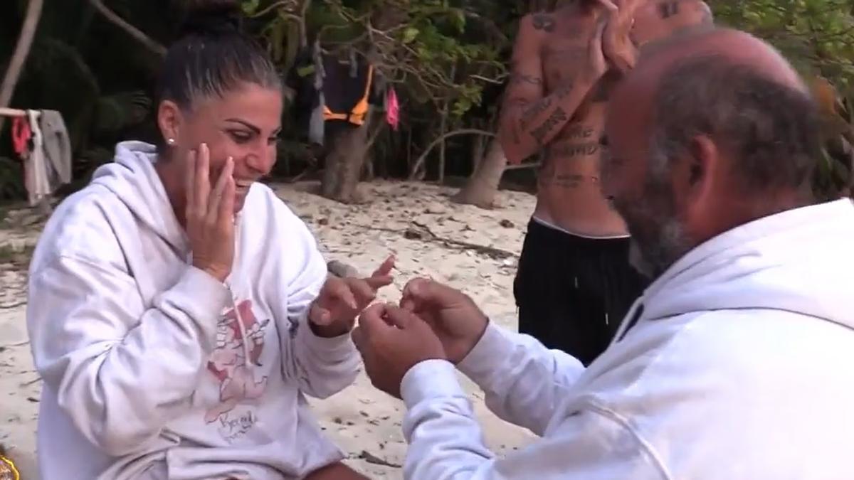 ¡Boda en Honduras! Ginés Corregüela y Yaiza Martín se comprometen en 'Supervivientes' y se desata la guerra