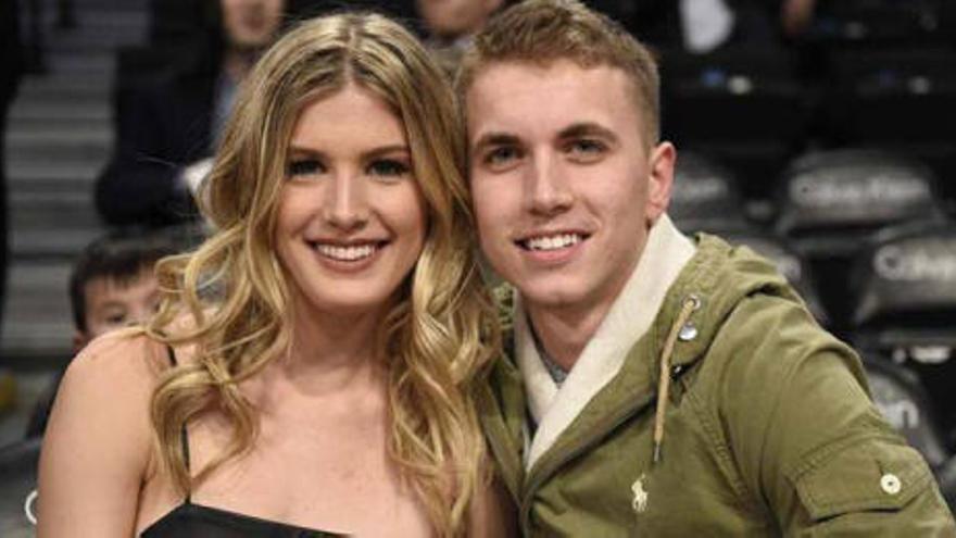 Genie Bouchard cumple su apuesta tras la Super Bowl