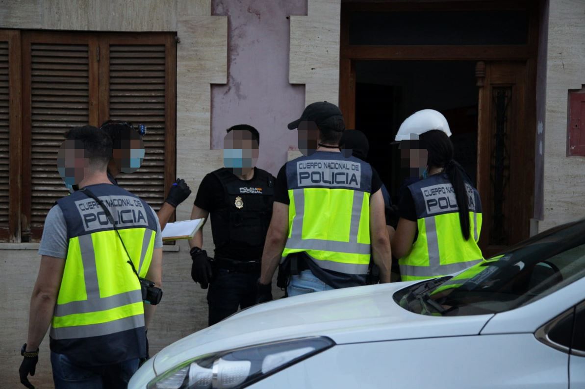 La Policía Nacional toma varias calles de la Soledat y Son Gotleu en una gran operación antidroga