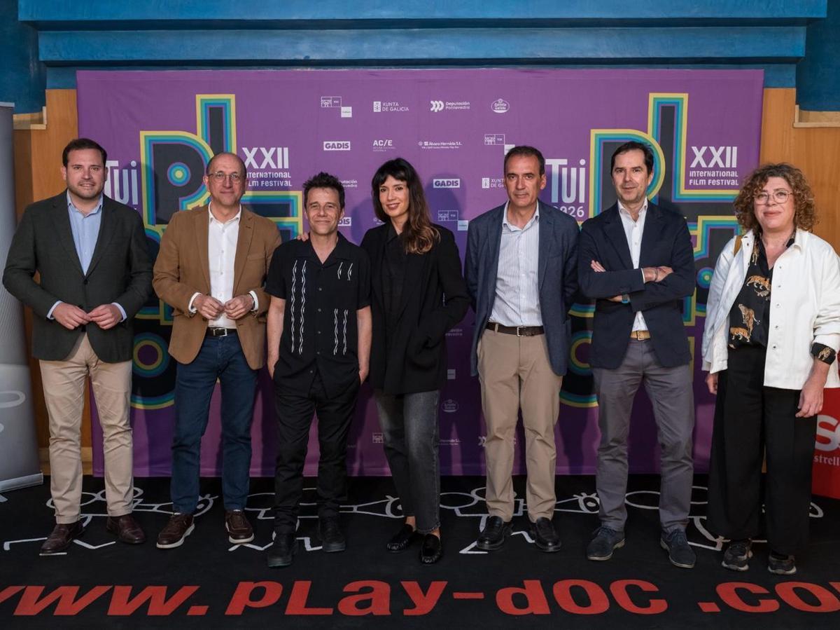 Inauguración del festival Play-Doc, ayer en el teatro municipal de Tui. | FDV