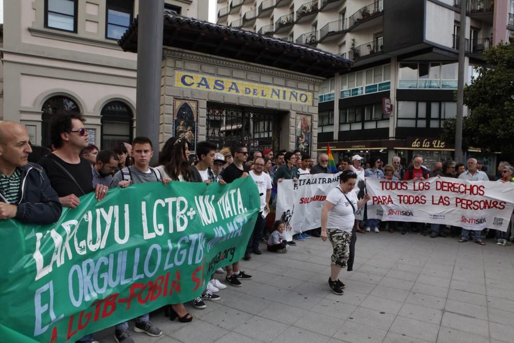 Asturias sale a la calle contra la homofobia