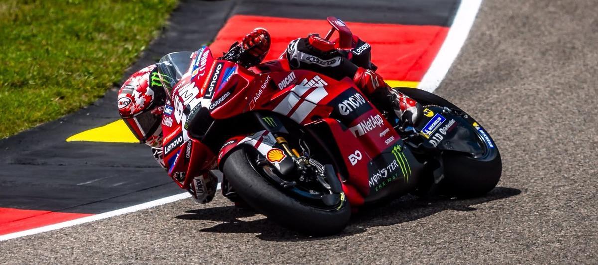 Marc Márquez pilotó de forma magistral en Sachsenring.