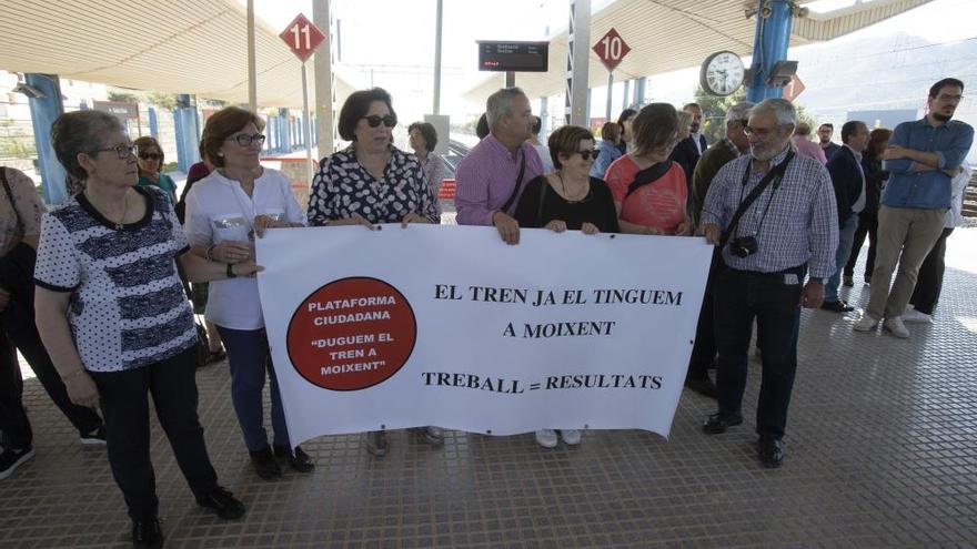 Los cercanías vuelven a Moixent tras 9 años