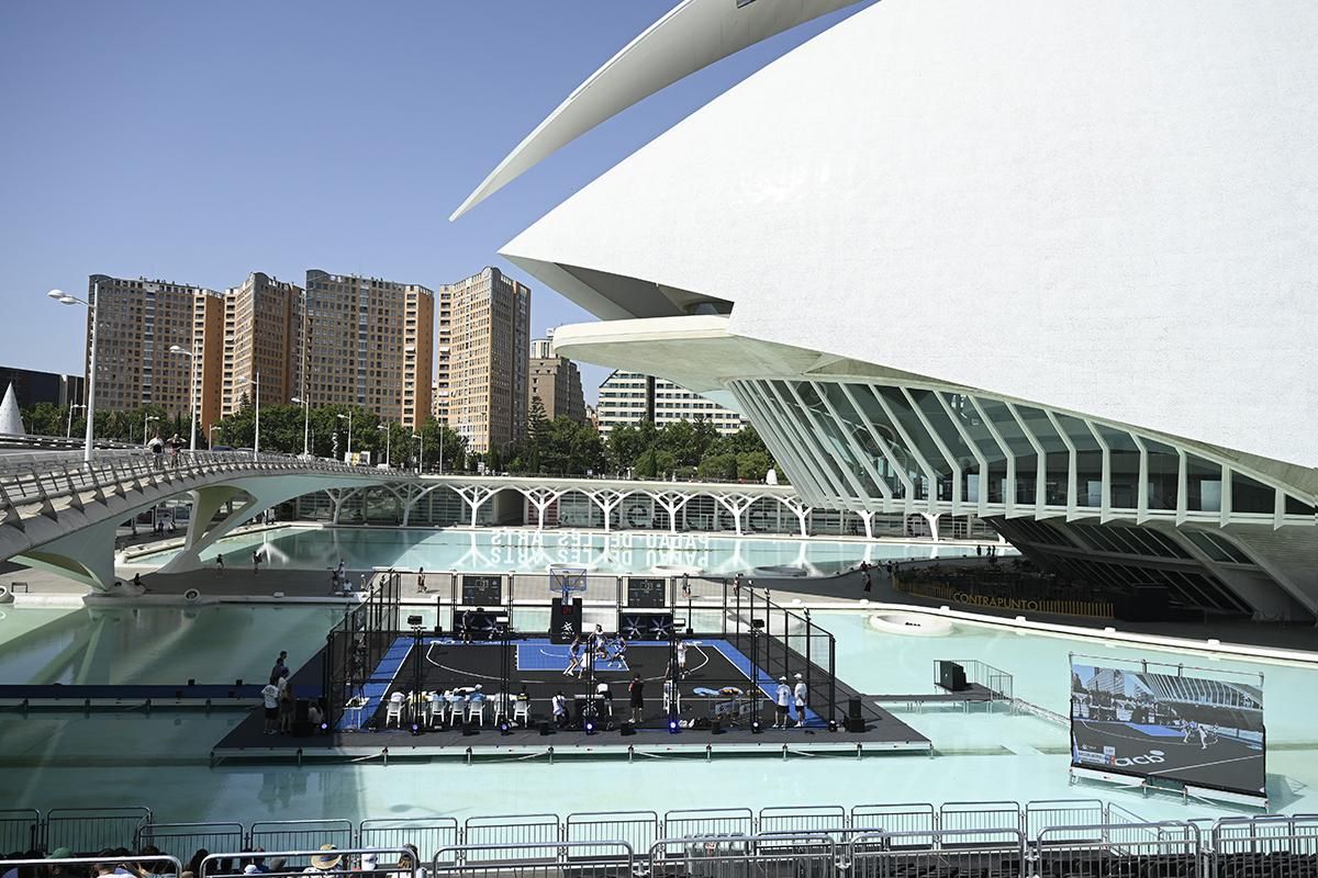 . La Ciutat de les Arts i les Ciències se convierte en la sede del mejor baloncesto 3x3 con la celebración de La Jaula Movistar.