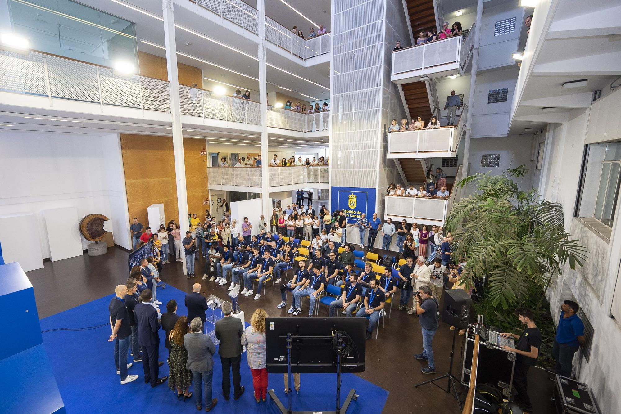 Celebración de la Eurocopa del CB Gran Canaria en el Cabildo grancanario