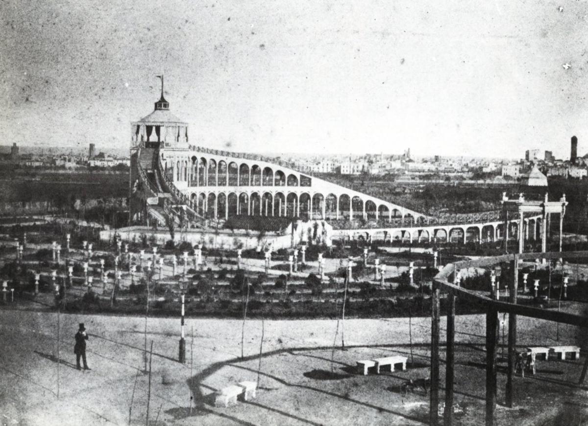 barcelona/Camps_Elisis_Passeig_Gràcia.jpg