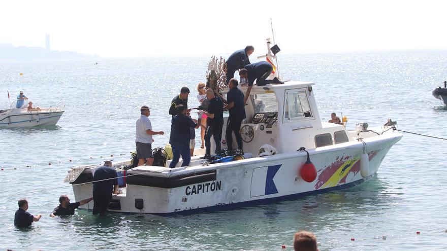 Desembarco de la Virgen del Carmen de los submarinistas