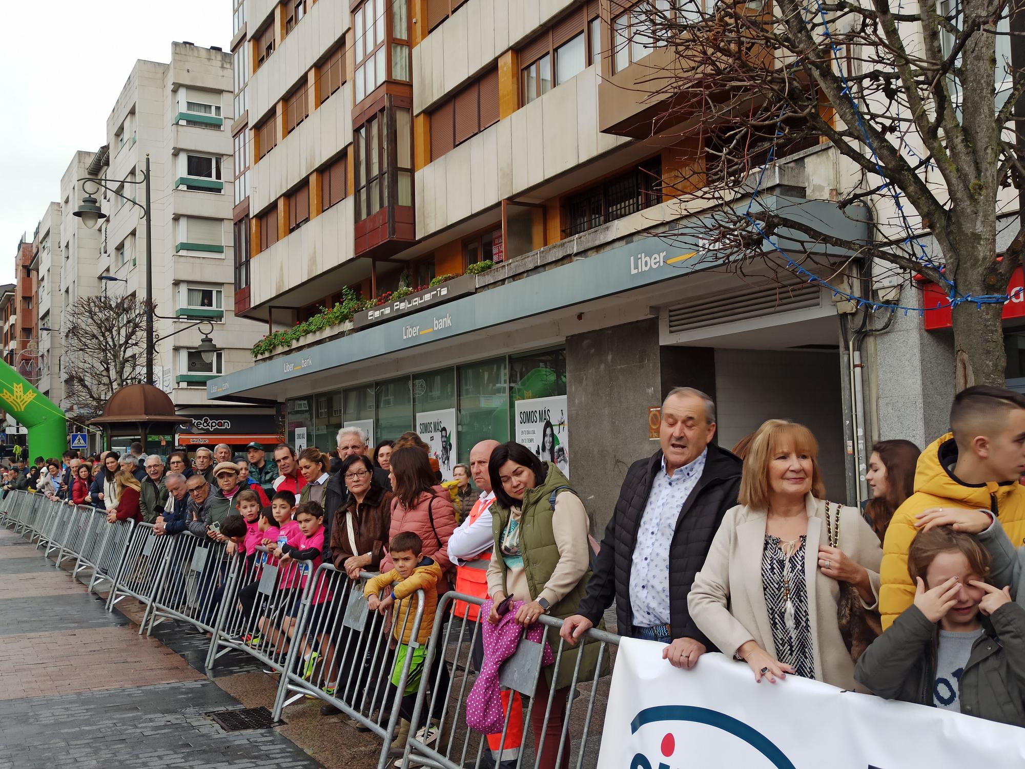 Casi 1.500 participantes disputan la carrera de Fin de Año de Pola de Siero