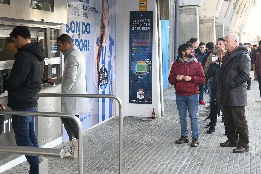 El próximo domingo 27, un nutrido grupo de aficionados del Deportivo animarán al equipo en el Molinón.