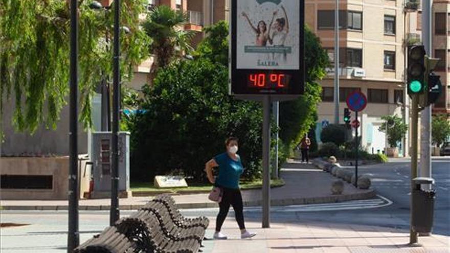Sanidad activa la alerta sanitaria por calor alto en cuatro comarcas de Castellón