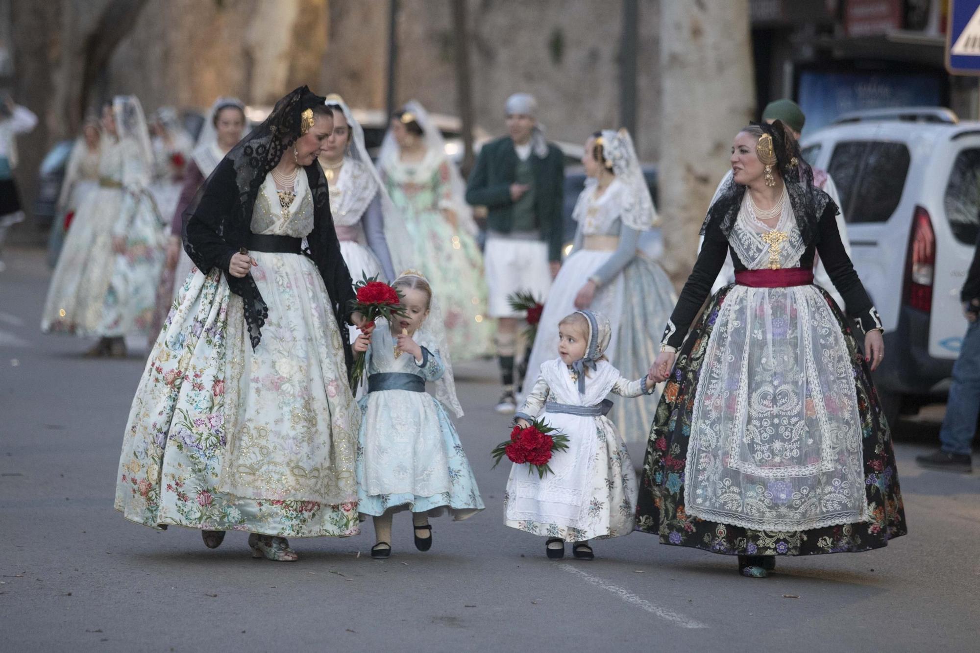 Búscate en la multitudinaria Ofrenda del sábado 22 de marzo en Xàtiva