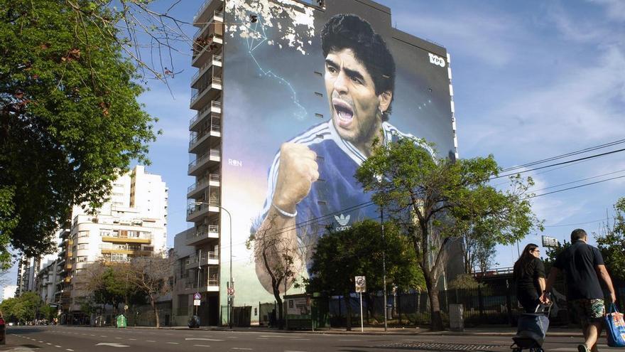 Crónica desde Buenos Aires: Maradona vive en las paredes