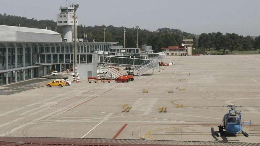 Terminal del aeropuerto de Peinador, que ocupa terrenos de Vigo, Mos y Redondela.