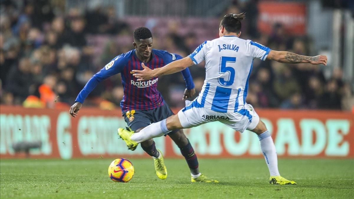 marcosl46638431 barcelona  20 01 2019  deportes  dembele sortea a silva dura190121001104