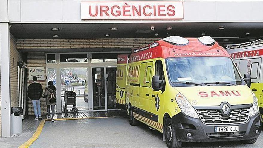 Herido grave un motorista al colisionar con un turismo en la N-340 entre Castelló y Benicàssim