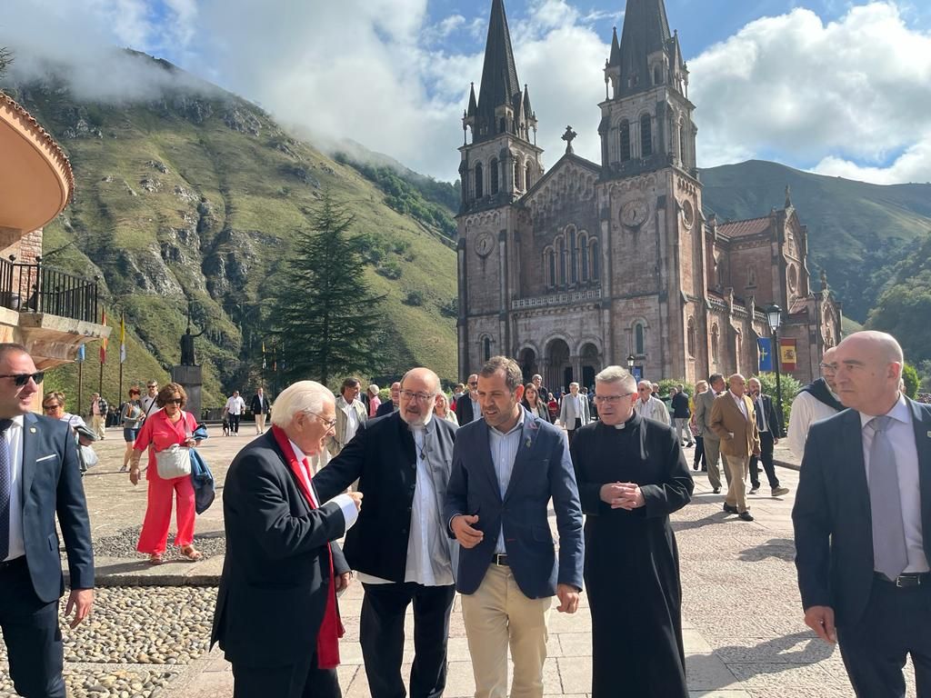 Mensajeros de la Paz celebra su 60 cumpleaños en Covadonga