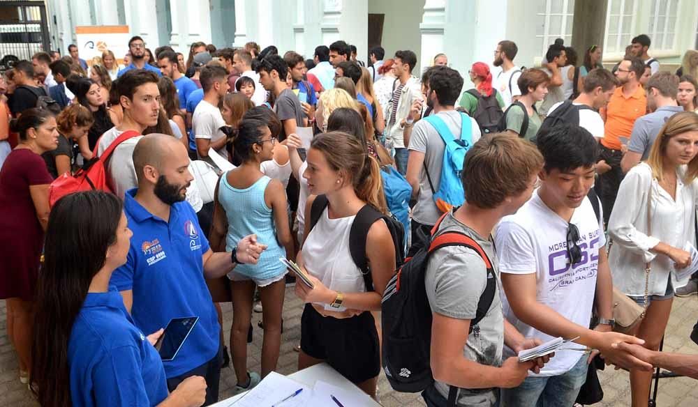 Acto de bienvenida a los estudiantes de intercambi