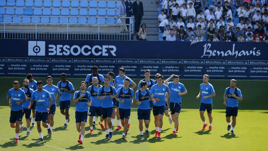 El Málaga CF vuelve hoy a los entrenamientos con un interesante colchón respecto a sus perseguidores.