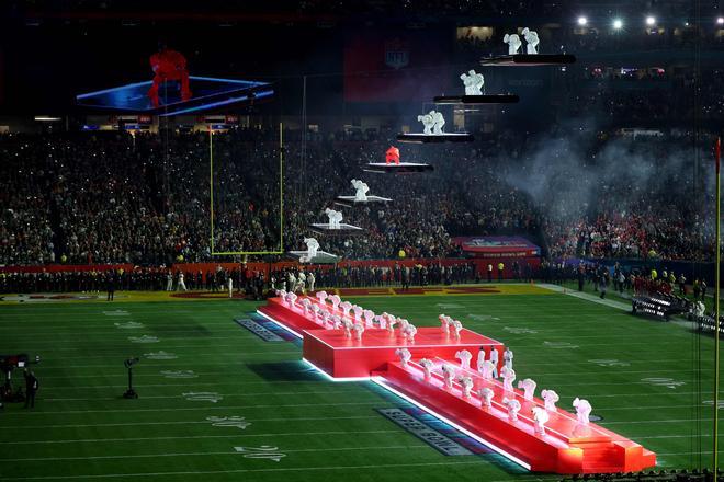 Así ha sido la espectacular actuación de Rihanna en la Super Bowl