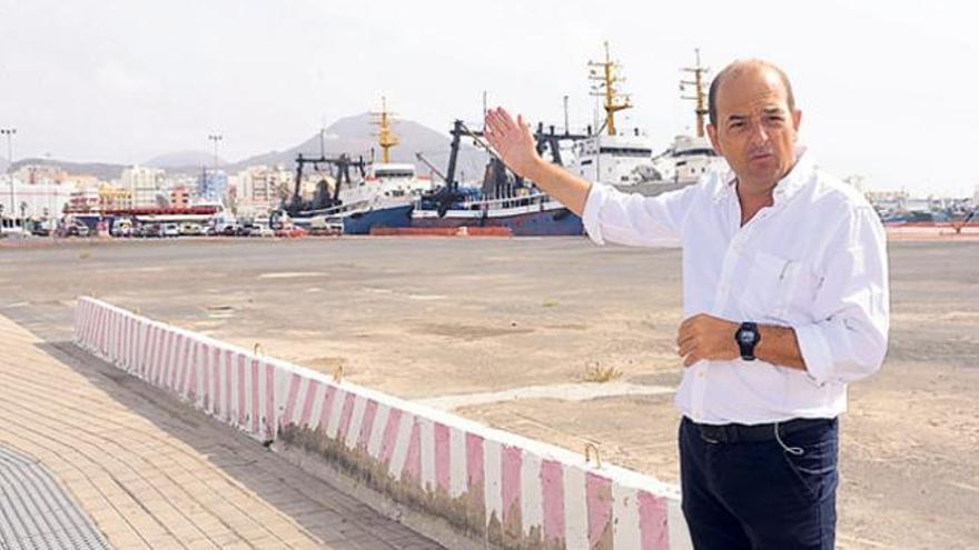 Juan José Cardona, delante del muelle de Sanapú. | yaiza socorro