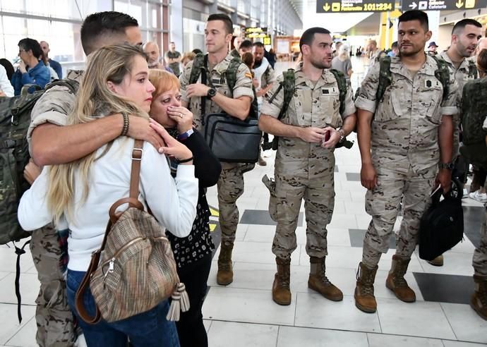 21/05/2019 TELDE.  El jefe del Mando de Canarias, el teniente general Carlos Palacios, despide a la primera rotación de mandos de la Brigada Canarias XVI que se desplaza a Mali para colaborar con la misión de la UE en ese país.  Fotógrafa: YAIZA SOCORRO.  | 21/05/2019 | Fotógrafo: Yaiza Socorro