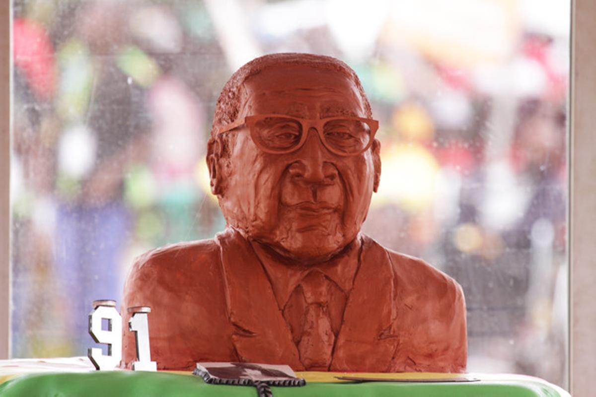 Bust d’argila de Mugabe.