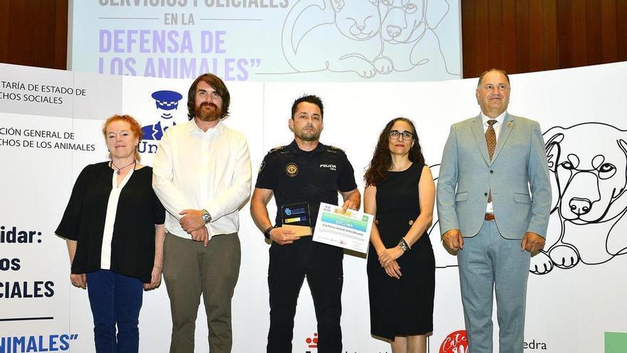 Así ha conseguido la Policía de Elche convertirse en modelo nacional de bienestar animal