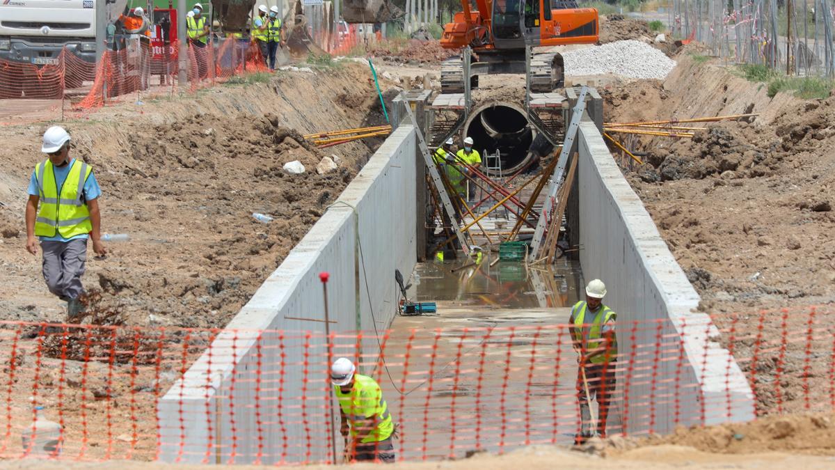 El coste de reparar y mejorar el riego de la Vega Baja por los daños de la DANA ya supera los 31 millones