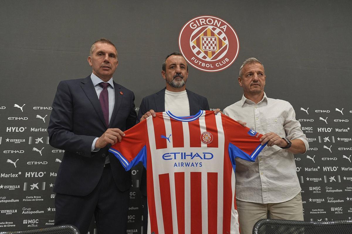 Les imatges de la presentació de Quique Álvarez Les imatges de la presentació de Quique Álvarez