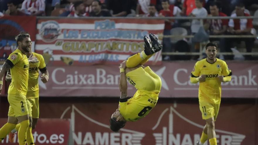 El Hércules se agarra a la Copa en Algeciras