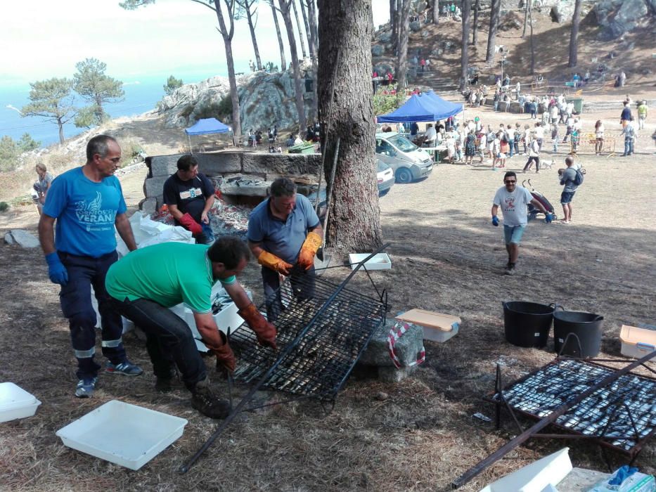 Sardiñada para celebrar la Virxe da Roca de Baiona