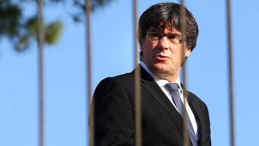 Carles Puigdemont ha agradecido a su manera la iniciativa de Hostetur