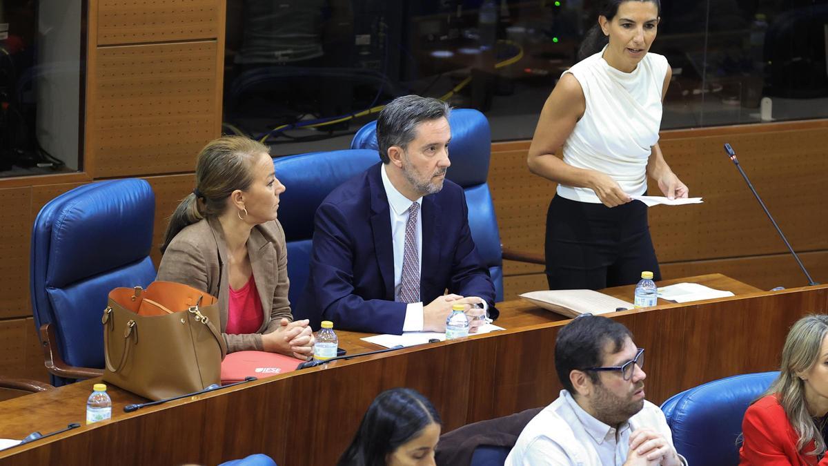 Rocío Monasterio en el Pleno de sesión control Gobierno en la Asamblea de Madrid