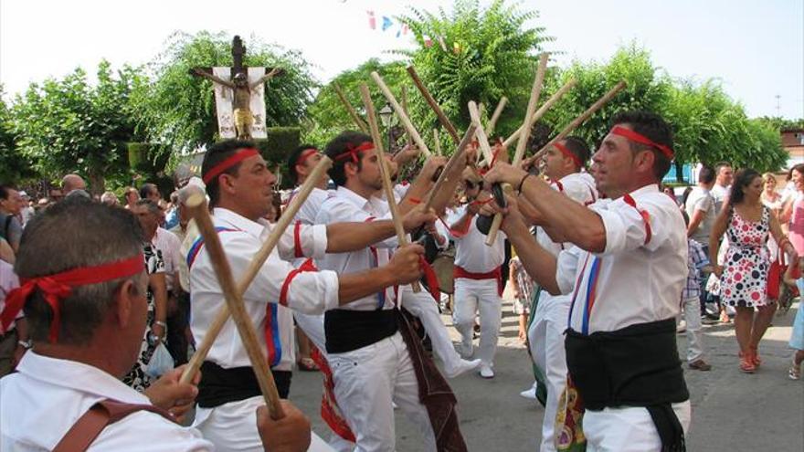 ORGANIZAN UN encuentro comarcal de danzantes