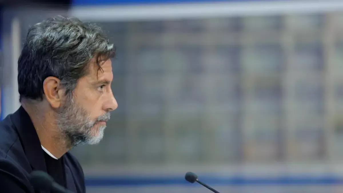 Quique Sánchez Flores en rueda de prensa