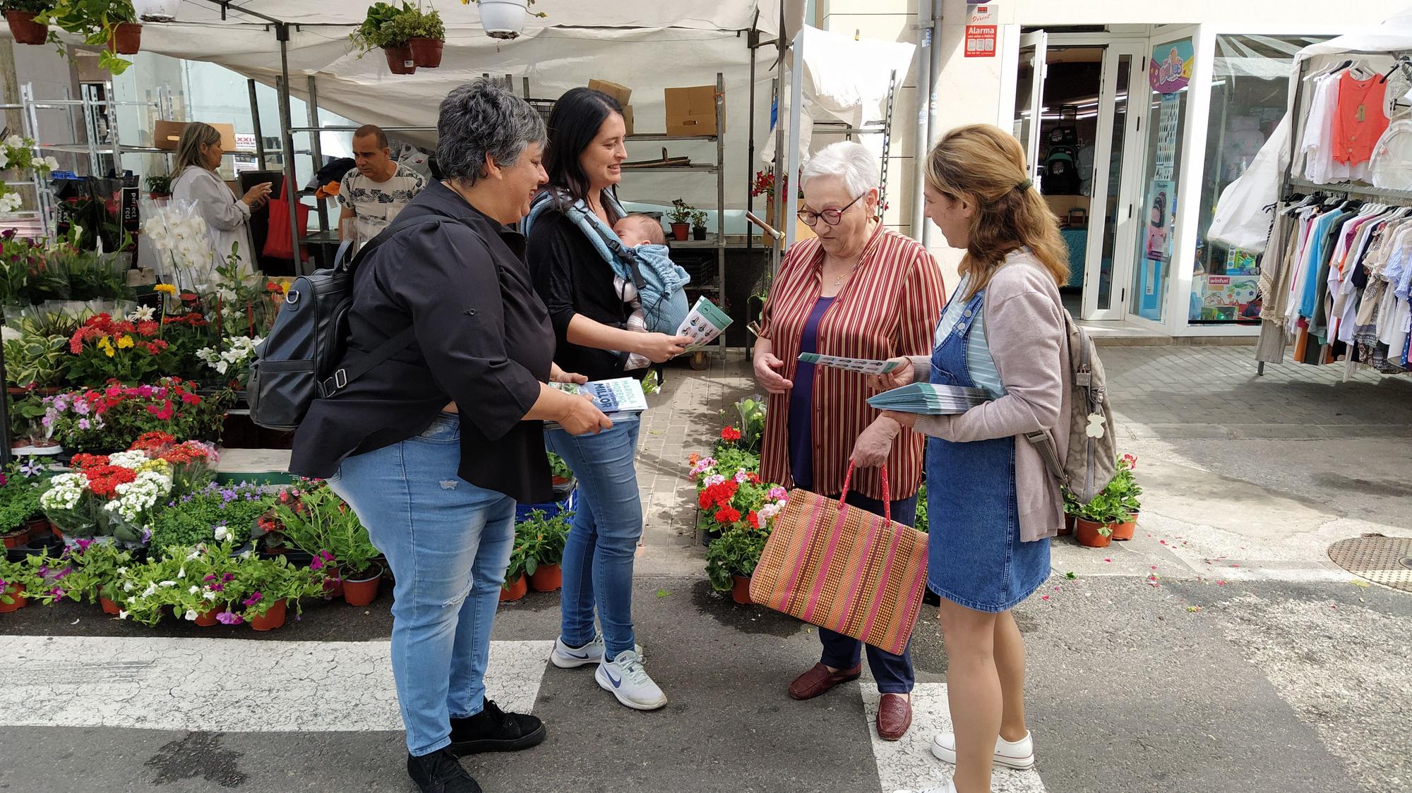 La campaña de los partidos de Tavernes en el mercadillo