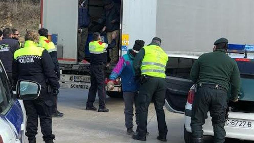 Els immigrants trobats a la càrrega d&#039;un camió la setmana passada a la Jonquera
