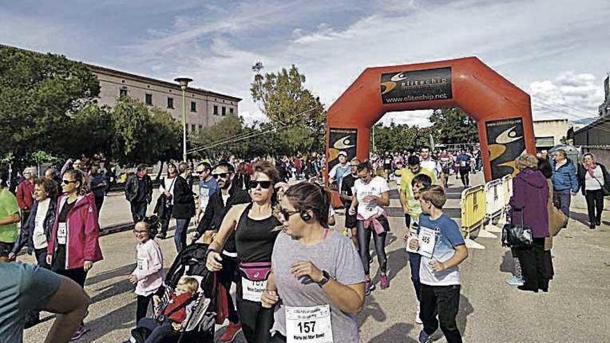 Los adultos completaron recorridos de 3 y 6 kilómetros.