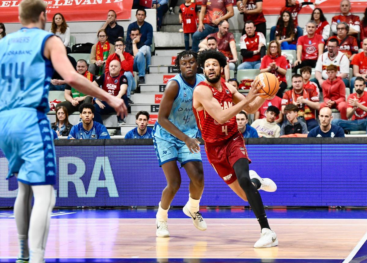 Kaiser Gates, del UCAM Murcia, durante el partido ante el Morabanc Andorra.