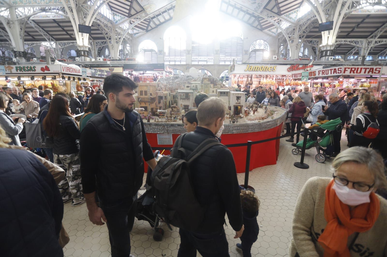 València, a rebosar con las compras de última hora